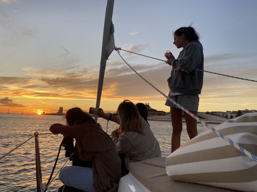 Lisbon: Private Tagus River Sunset Cruise on a Luxury Boat - Why the Tagus is Lisbon’s best sunset viewpoint