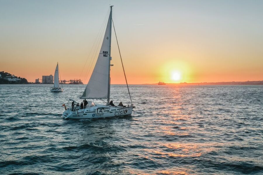 Lisbon: Private Tagus River Yacht Tour - Key points at a glance