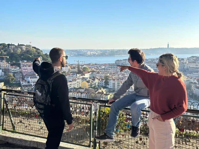 Lisbon: Private Tuk Tuk Tour with Optional Boat Cruise - Who should book this Lisbon tour?