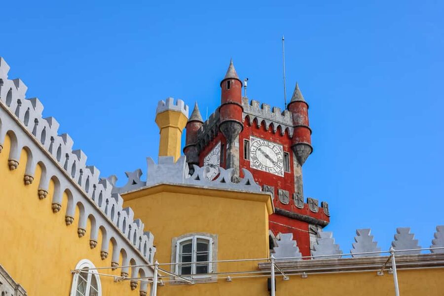 Lisbon: Sintra, Coast and Wine Small-Group Day Tour - Key points at a glance