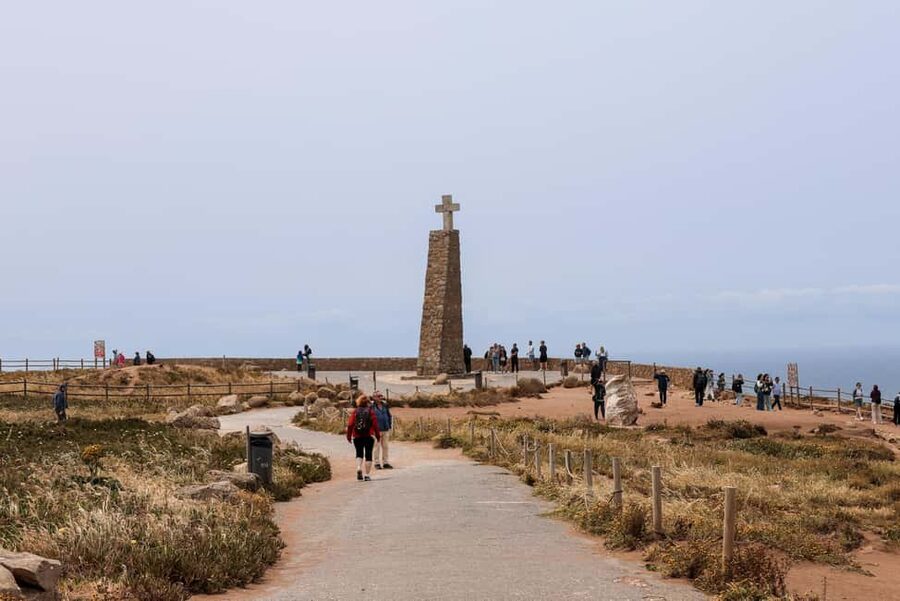 Lisbon: Sintra, Coast and Wine Small-Group Day Tour - Cascais: a polished seaside finish