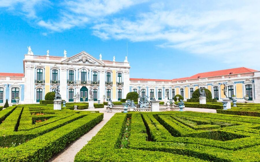 Lisbon: Sintra Half-Day Private Tour with Pena Palace - Sintra Village: a short pause between major sights