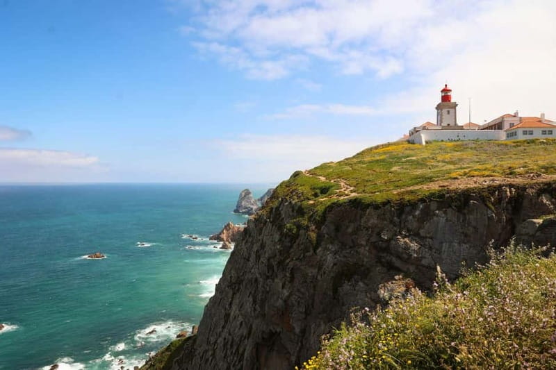 Lisbon: Sintra, Pena, Cascais & Cabo Day Tour with Tickets - The small van makes a real difference