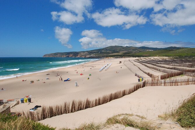 Lisbon: Sintra, Pena Palace, Cape Roca & Cascais - Guided Tour - A short look at Estoril