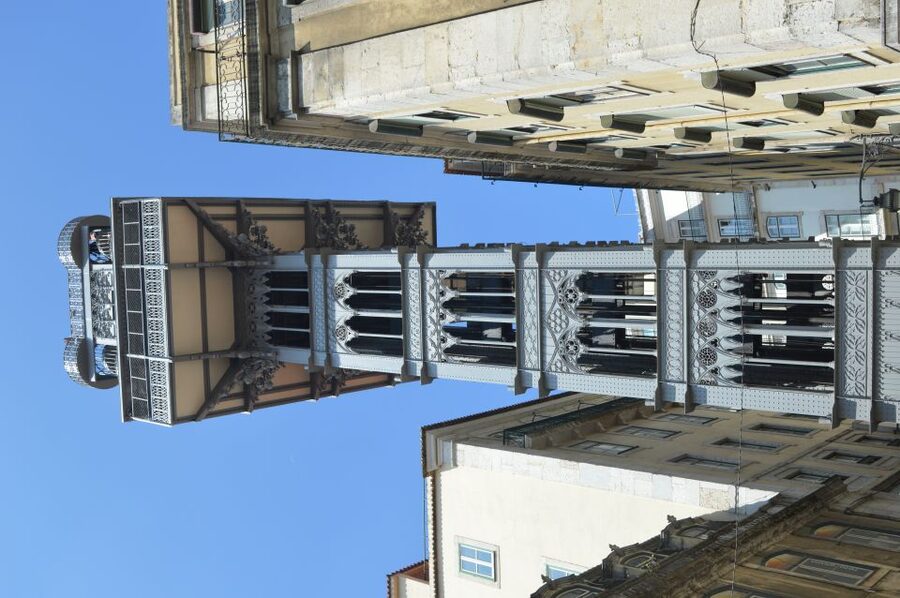 Lisbon: Starter Walking Tour to the highlights in German - Why this is a good first look at Lisbon
