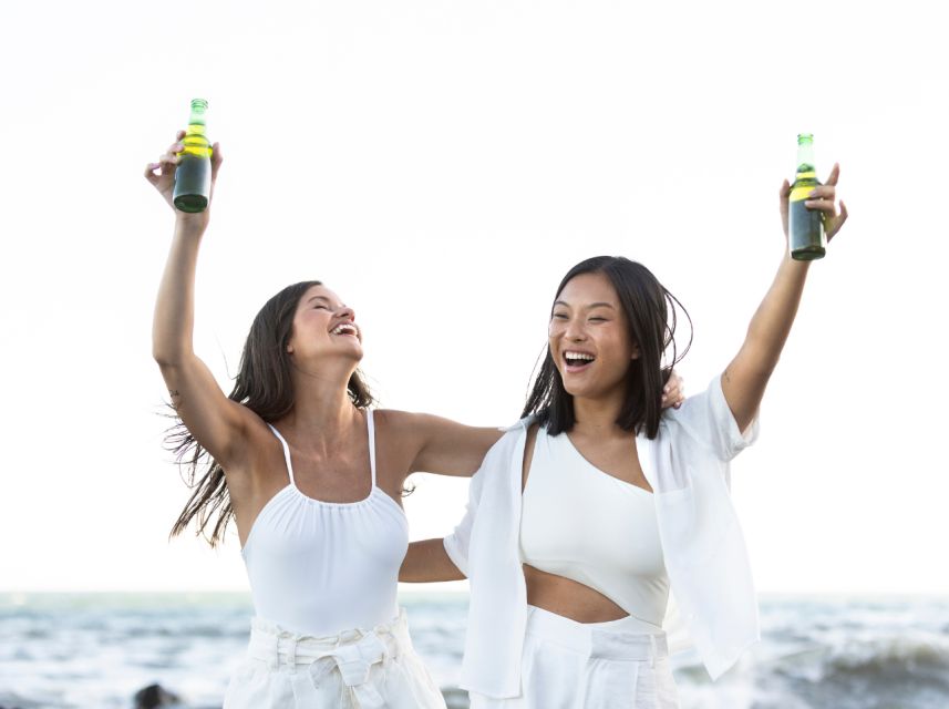 Lisbon: Sunset Boat Party Cruise with DJ and Open Bar - The DJ, dancing, and social atmosphere