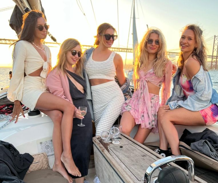Lisbon: Tagus River Cruise, Morning, Day, Sunset, or Night - What the $25 price really gets you