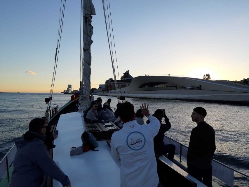 Lisbon: Tagus River Sunset Cruise in a Traditional Vessel - Why the Tagus is the best place to begin