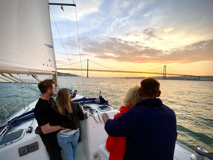Lisbon: Tagus River Sunset Cruise with Drinks - The two-hour route along Lisbon’s waterfront
