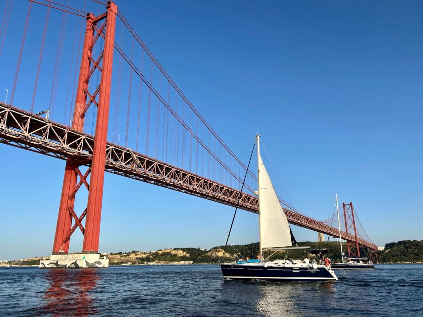 Lisbon: Tagus River Sunset Cruise with Drinks - Timing, weather, and what to pack