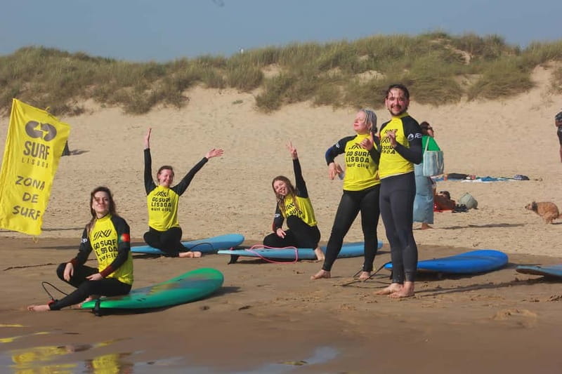 Lisbon: The Surf Instructor - surf lessons with transfer - Quick instruction, then straight into the water