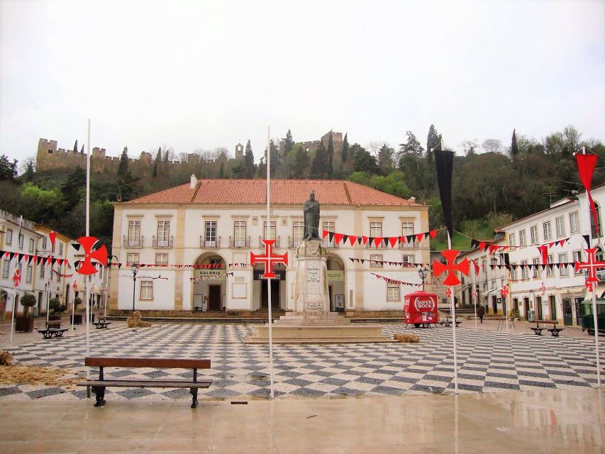 Lisbon: Tomar and Almourol Knights Templar Tour - The Pegões Aqueduct and the final drive