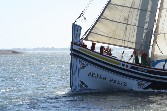 Lisbon Traditional Boats - Express Cruise - 45min - A traditional boat, not a polished cruise ship