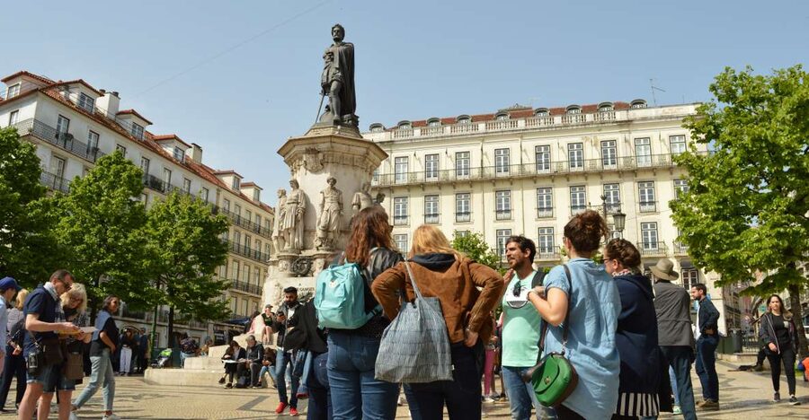 Lisbon: Walking Tour in the Center (Max 12 Participants) - Santa Justa Lift and the Carmo ruins