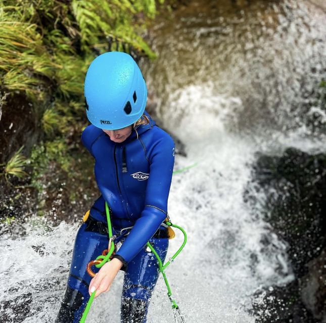 Madeira: Beginner Canyoning - Level 1 - Sliding, jumping, and swimming in the pools