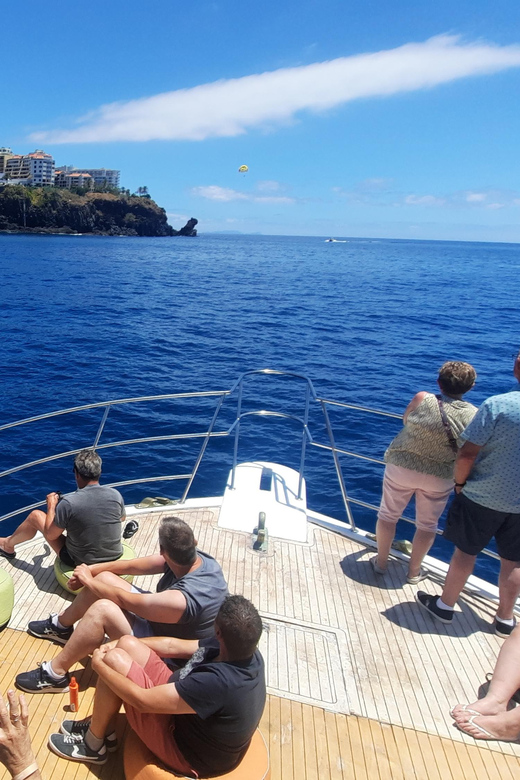 Madeira: Boat Trip with Lunch, Drinks, and Hotel Transfer - From your Funchal hotel to the marina