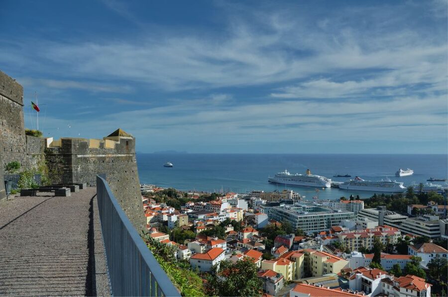 Madeira: Customized 3, 4 or 6-Hour Tour - What the guide adds