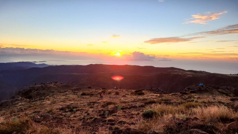 Madeira: Pico do Areeiro Sunrise Tour - Pico do Areeiro at 1,818 meters