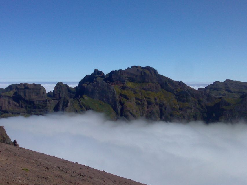 Madeira: Pico do Arieiro & Laurissilva Forest - East tour - Guindaste and the north coast from above