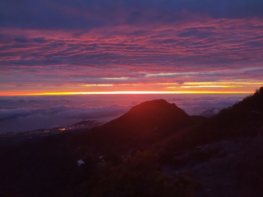 Madeira: Pico Ruivo Guided Sunrise Hike with Hotel Pickup - Who should book this hike