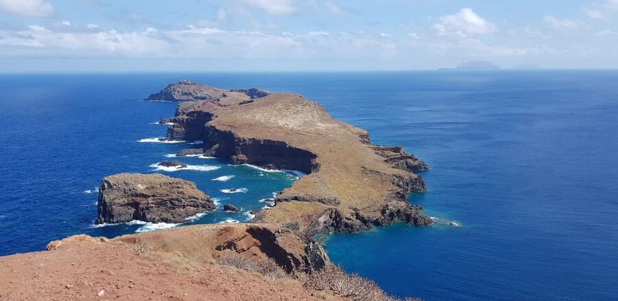 Madeira: Ponta de São Lourenço Lighthouse Boat Tour - Reading the coast from Baía d´Abra
