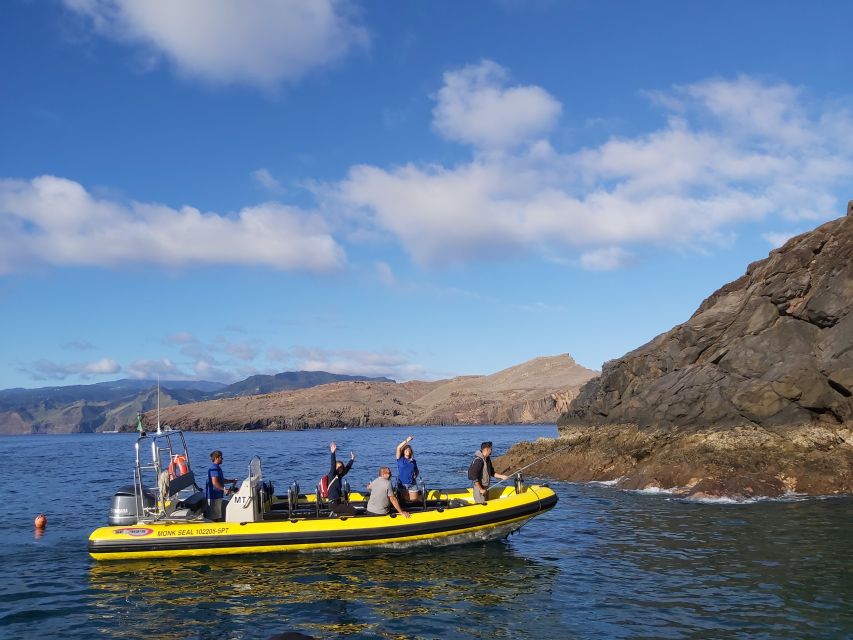Madeira: Ponta de São Lourenço Lighthouse Boat Tour - A small boat, a live guide, and the language question
