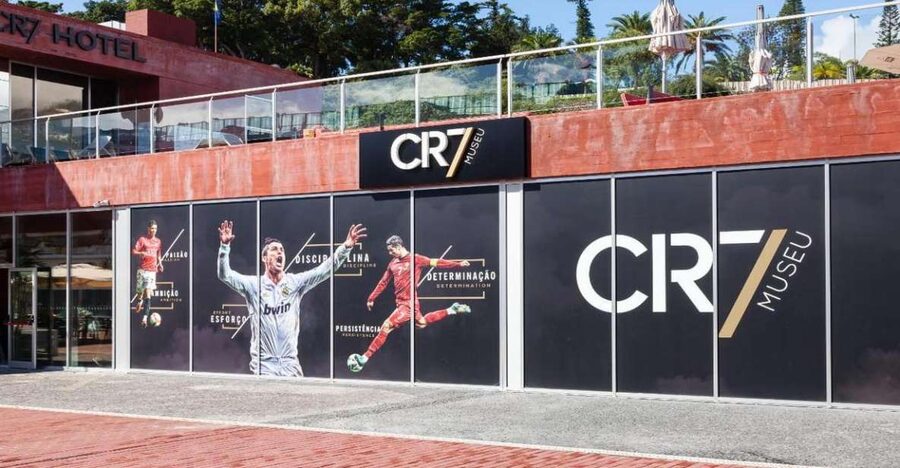 Madeira: Private Cristiano Ronaldo Tour with CR7 Museum - Barcelos viewpoint and Ronaldo’s early home