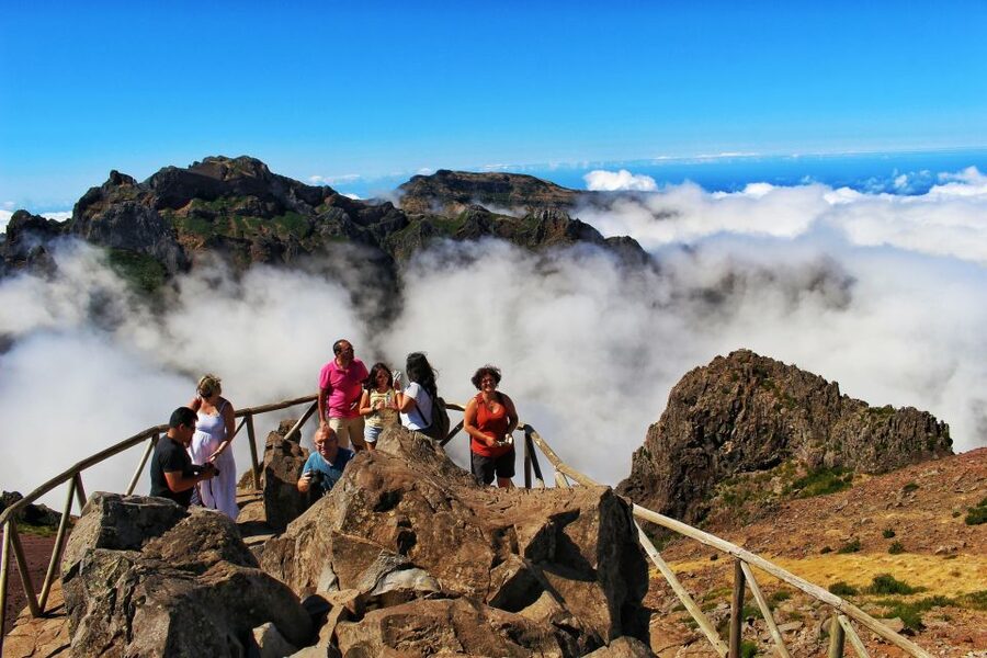 Madeira : Santana & Peaks full day tour by Open 4x4 - How the guides shape the day
