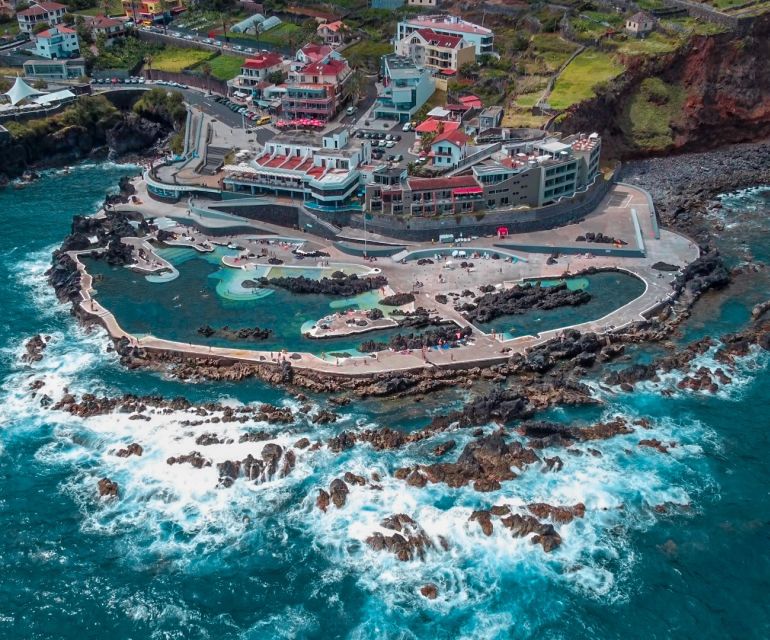Madeira: Skywalk, Porto Moniz, Seixal, and Fanal 4WD Tour - Seixal’s black sand and Poças das Lesmas