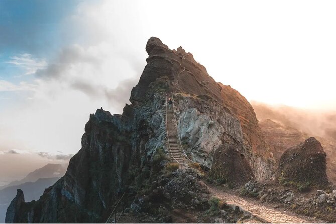 Madeira: Sunrise at Pico do Arieiro & Hike Larano trail - Two Madeira worlds before breakfast