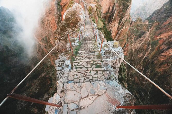 Madeira: Sunrise at Pico do Arieiro & Hike Larano trail - The early pickup from Funchal or Caniço