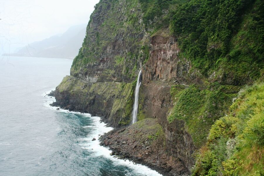 Madeira: West Tour with Porto Moniz and Volcanic Pools - São Vicente closes the loop