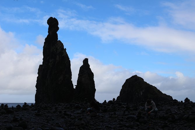 Northwest Terraces and Volcanic Pools 4x4 Full Day Tour - Porto Moniz and the volcanic pools