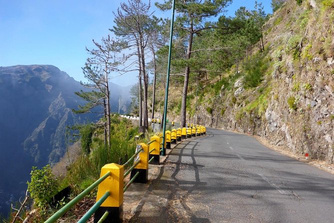 Nuns Valley Tour - Pico dos Barcelos gives you the Funchal view first