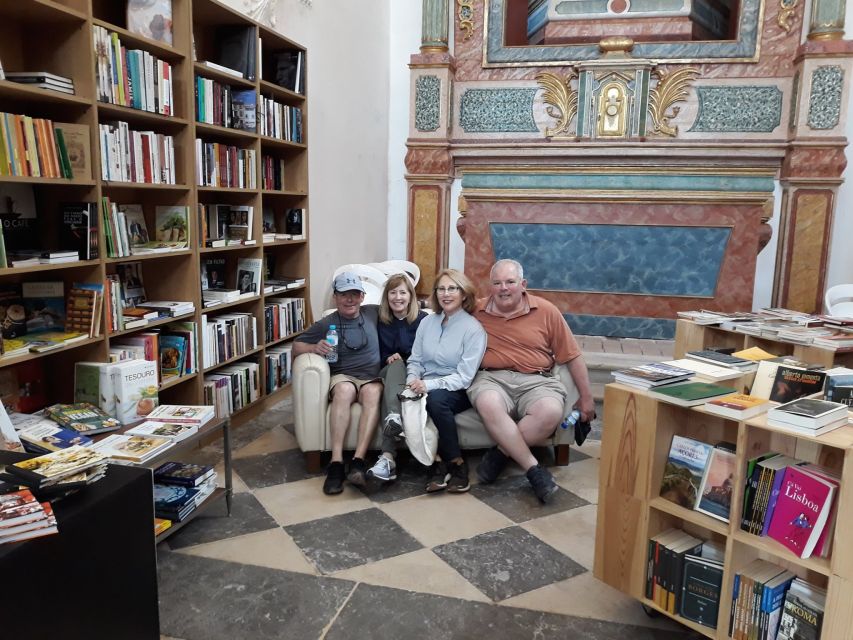 Óbidos: Medieval Tales & Secrets Spots Guided Walking Tour - The castle and the Moorish roots of Óbidos