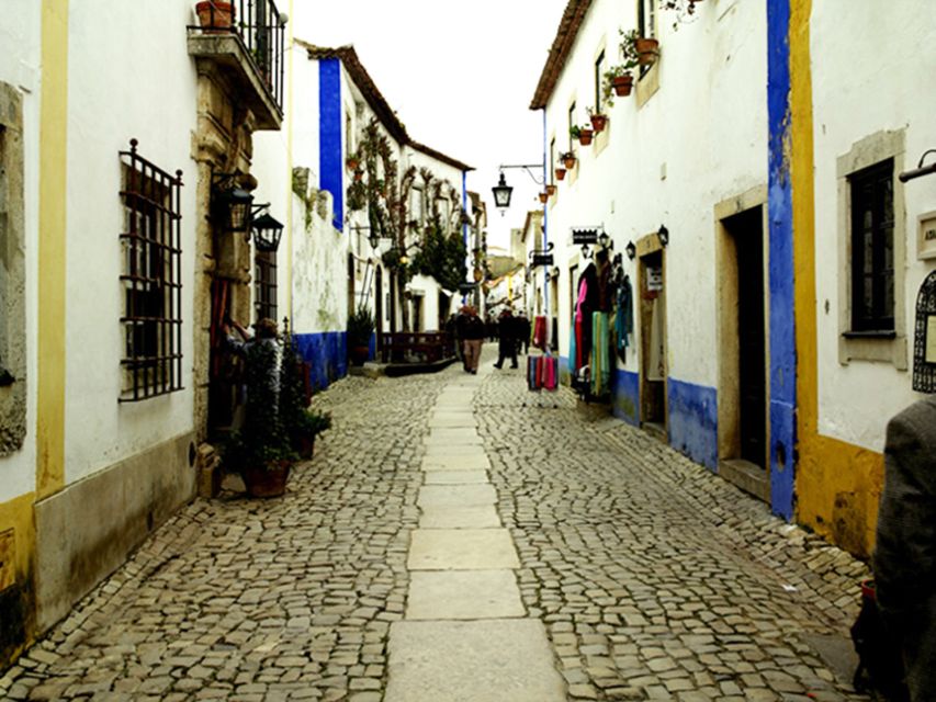 Óbidos, Nazaré & Alcobaça: Private Trip by Car - The guide can make or break the day