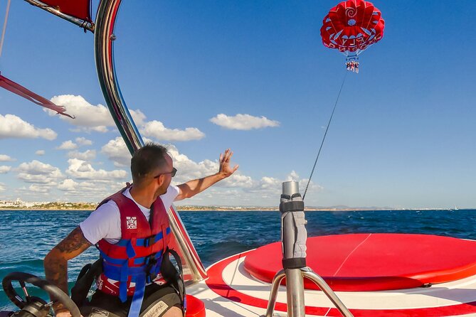 Parasailing from Albufeira Marina by Boat - What the parasailing flight feels like
