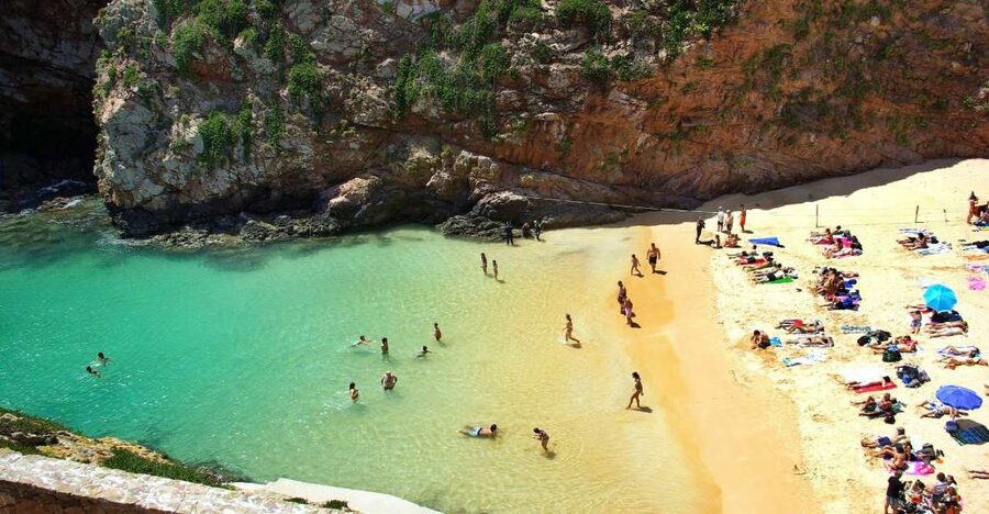Peniche: Berlengas Island Trip, Hiking and Cave Tour - São João Baptista fortress and the €1 worth paying