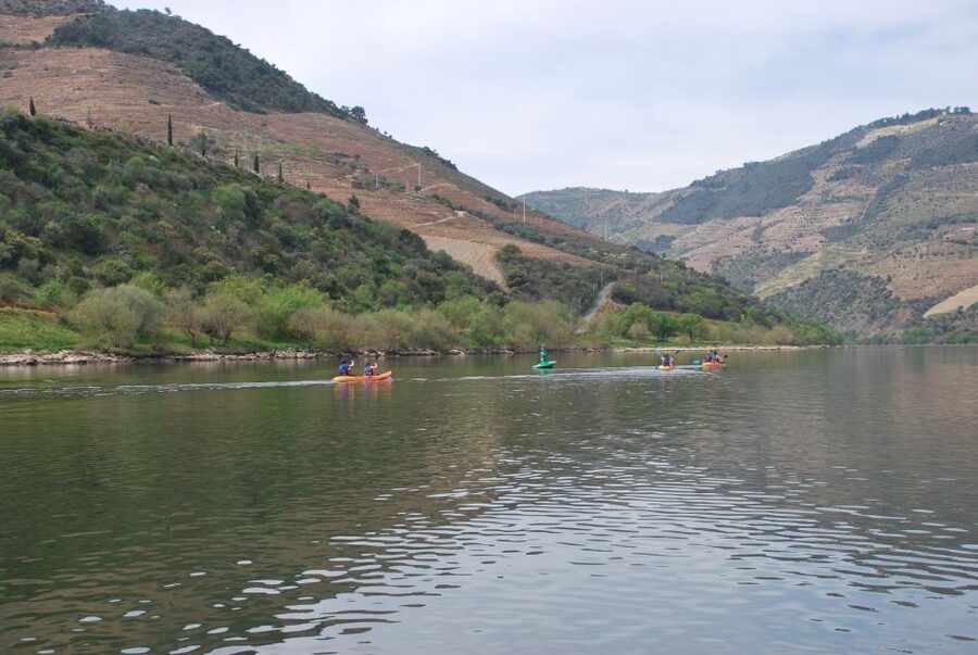 Pinhão: 4 Hour Douro Valley Kayak Rental - What to bring and what to expect at the pier
