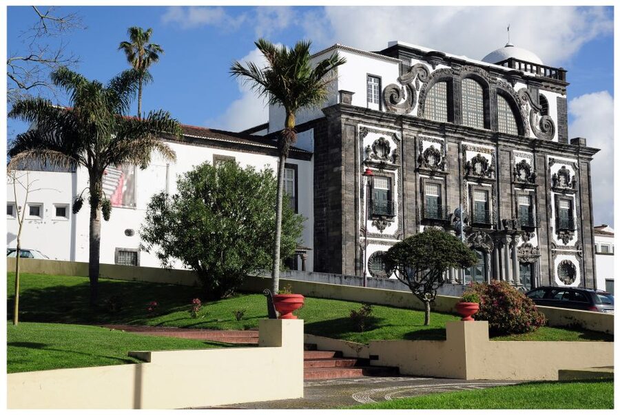 Ponta Delgada: Historical Walking Tour - Teatro Micaelense and the city’s artistic life