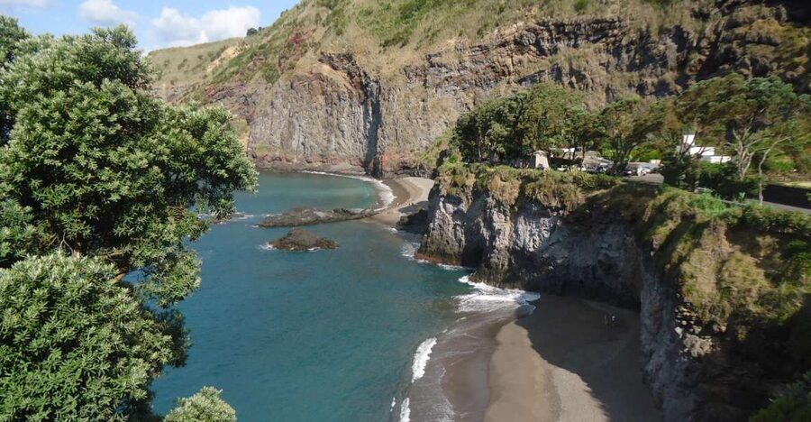 Ponta Delgada: Private Full or Half-Day 4x4 São Miguel Tour - Furnas, fumaroles, and hot springs