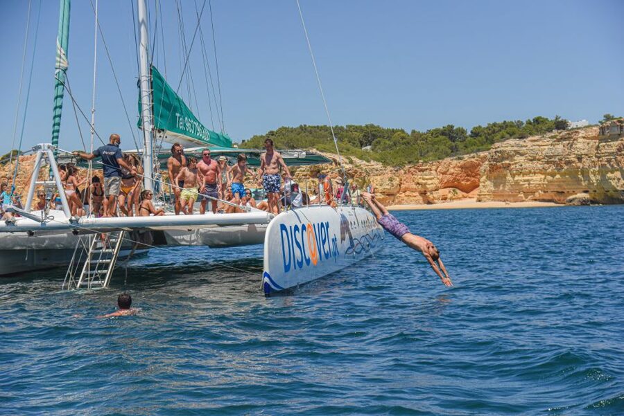 Portimao: Benagil Caves & Coastline Cruise - The Algarve coast from Praia da Rocha to Benagil