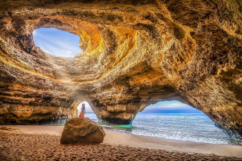 Portimão: Benagil Caves Speed Boat Tour with Sunset Option - Fort Santa Catarina and the first coastal views