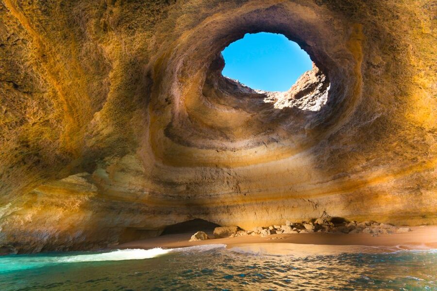 Portimão: Benagil Sea Caves Speedboat Adventure Tour - Paradise Cave, Carvoeiro, and Algar Seco