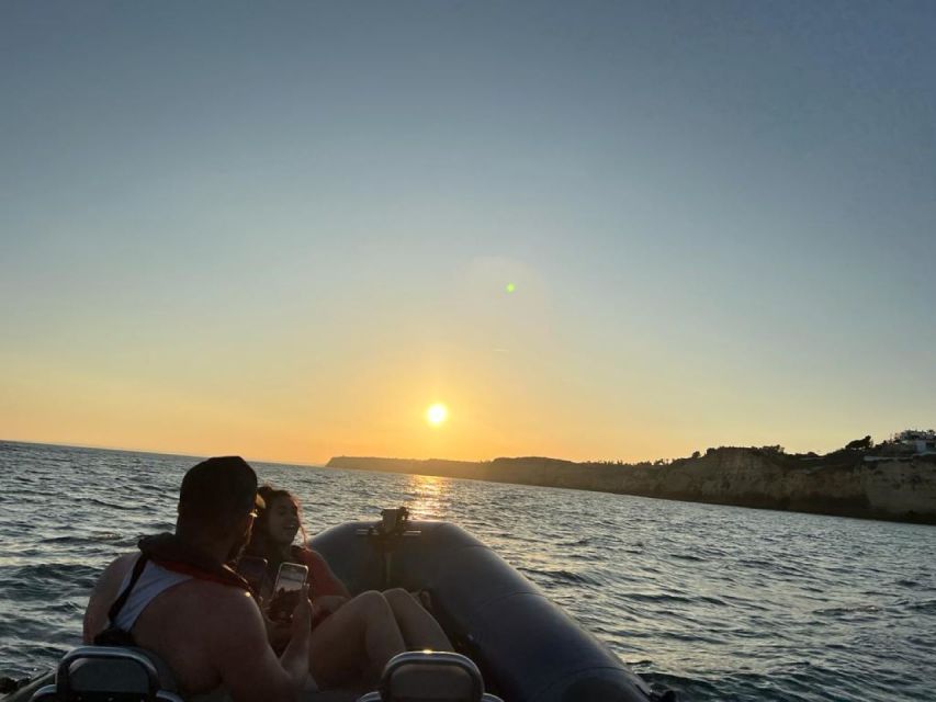 Portimao: Boat trip to the Benagil Cave - Ferragudo and Praia dos Caneiros