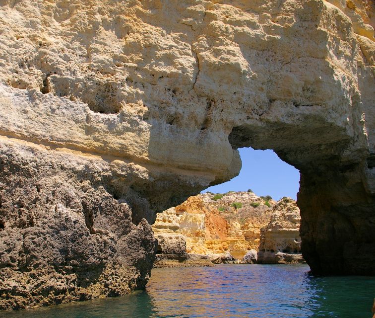 Portimão: Pirate Ship Cave Cruise - Alfanzina Lighthouse and the small-boat transfer