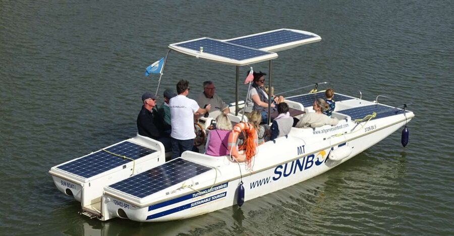 Portimão: Silves & Arade River History Tour on a Solar Boat - Silves in 90 minutes