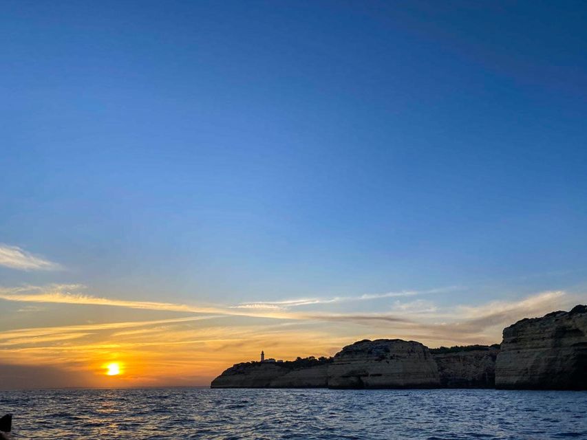 Portimão: Sunset Cruise to Benagil Cave - Approaching Benagil Cave