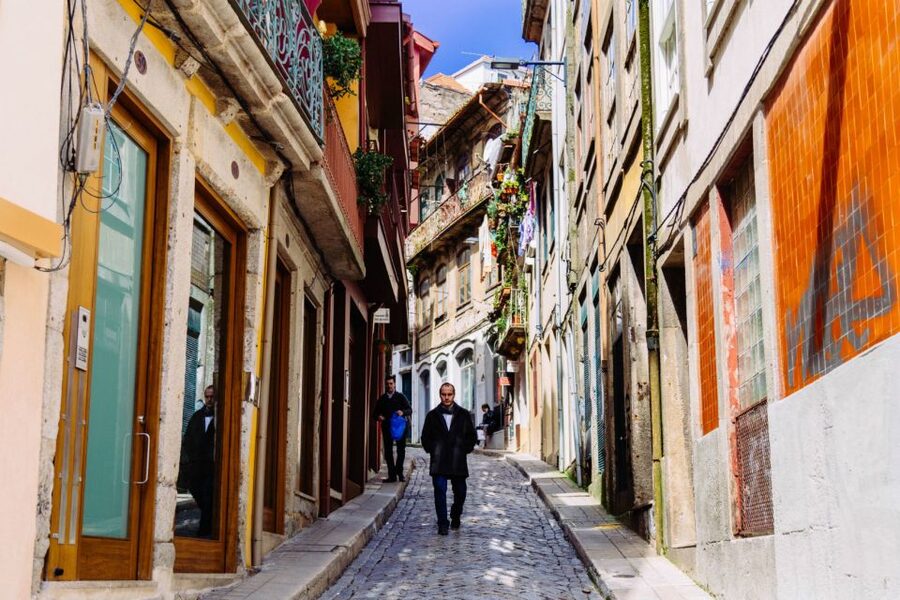Porto: 2.5-Hour Private City Tour Off the Beaten Track - Key points to know before booking