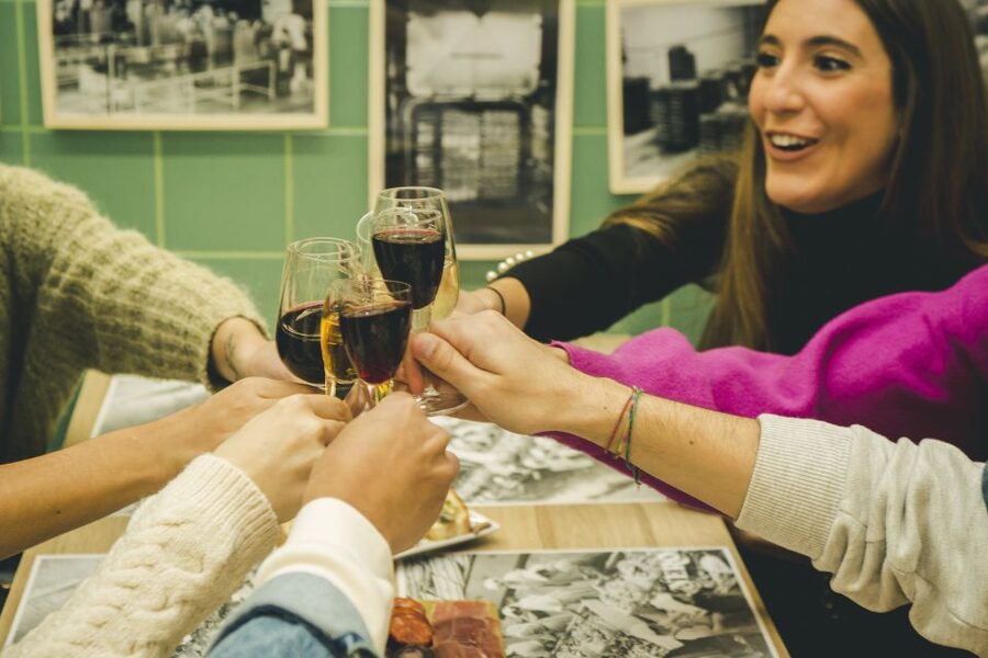 Porto: 3-Hour Food Tour - Mercado do Bolhão brings the tastings into focus